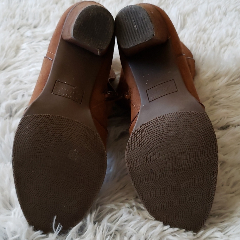 G.H. Bass & co booties - Picture 6 of 7